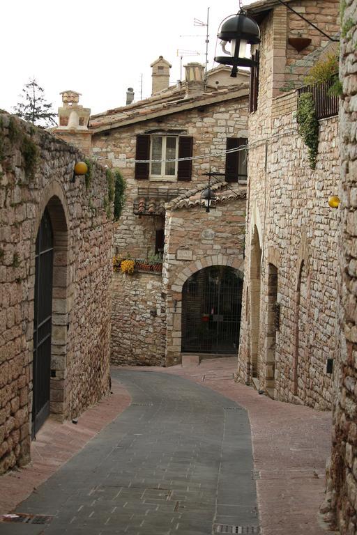 Отель La Casina Colorata Ассизи Экстерьер фото